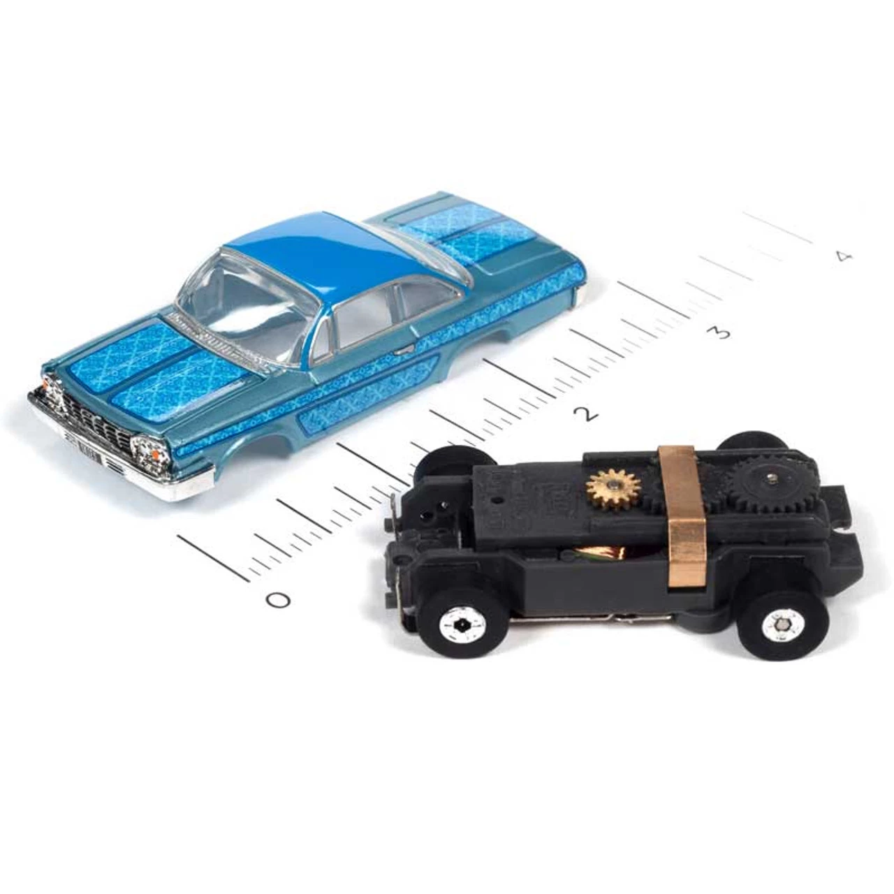 Auto World 1962 Chevrolet Bel Air Blue Thunderjet HO Slot Car - Image 4