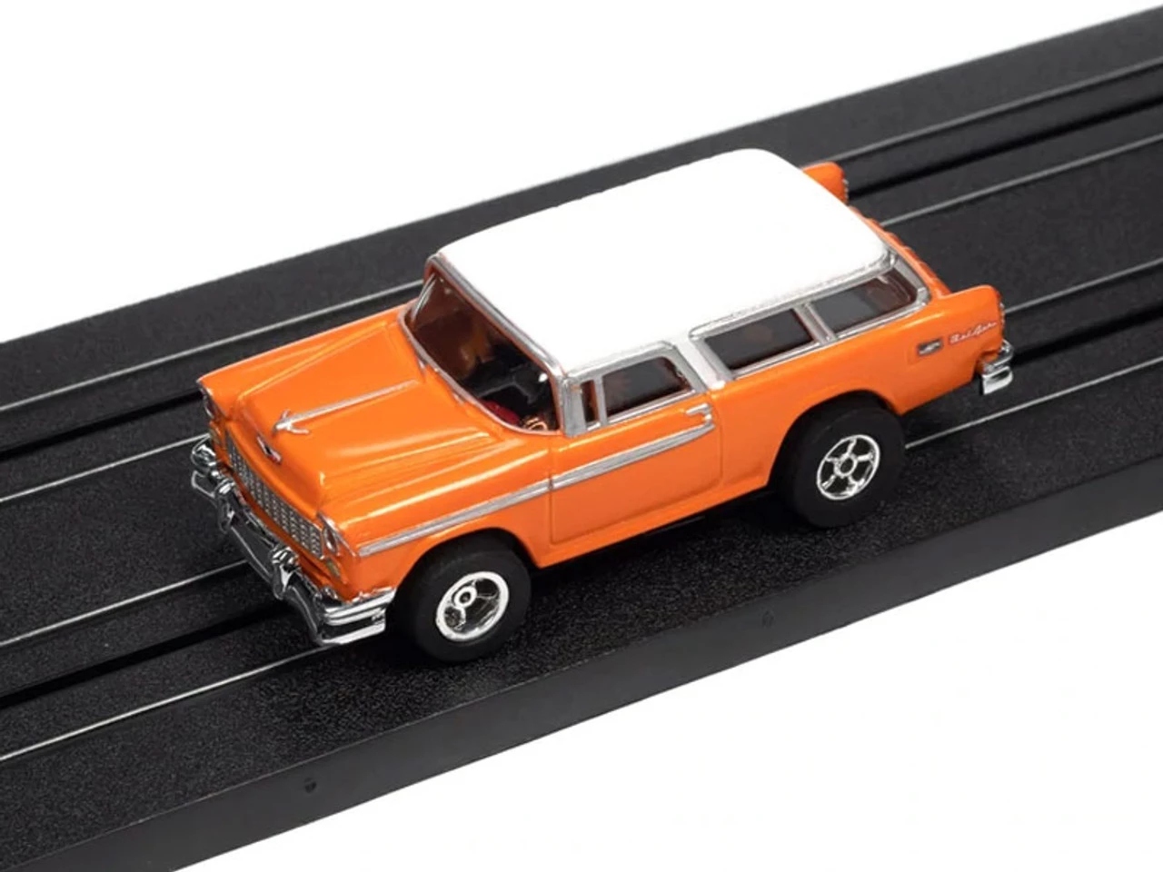 Auto World 1955 Chevrolet Nomad (Orange) X-Traction Flamethrowers R33 HO Slot Car - Image 2