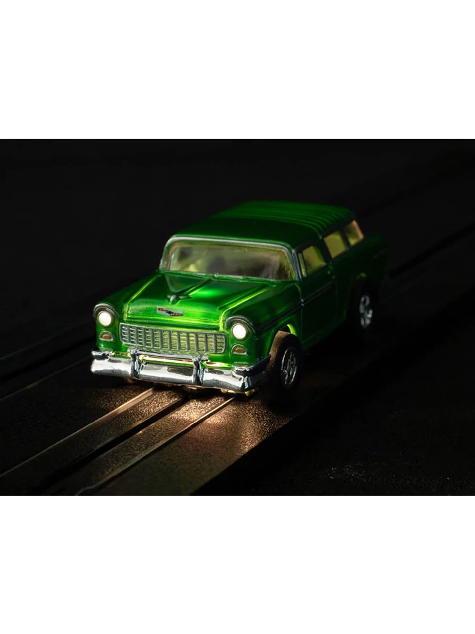 Auto World 1955 Chevrolet Nomad (Green) X-Traction Flamethrowers R33 HO Slot Car - Image 4