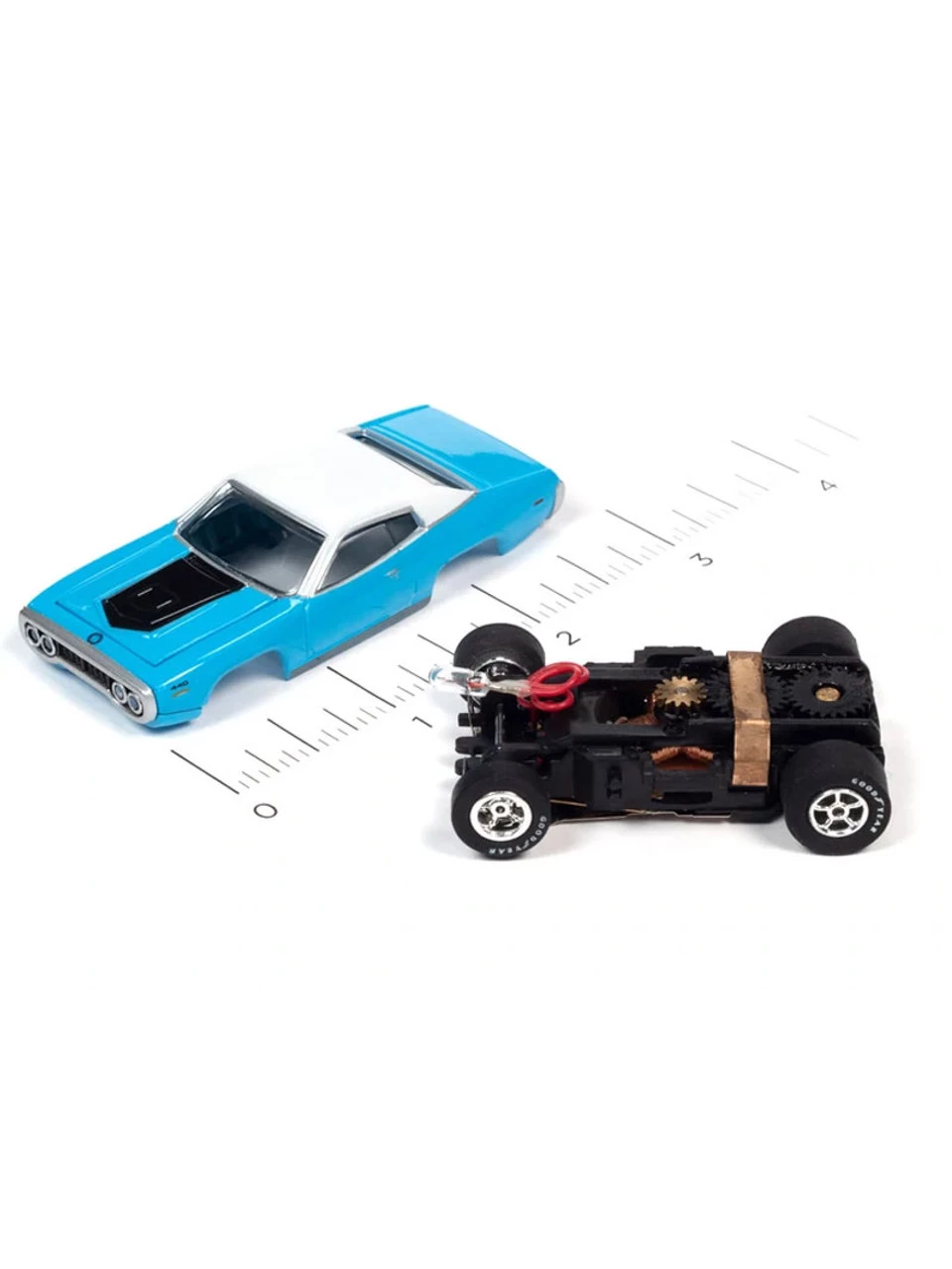 Auto World 1971 Plymouth GTX (Blue) X-Traction Flamethrowers R33 HO Slot Car - Image 3