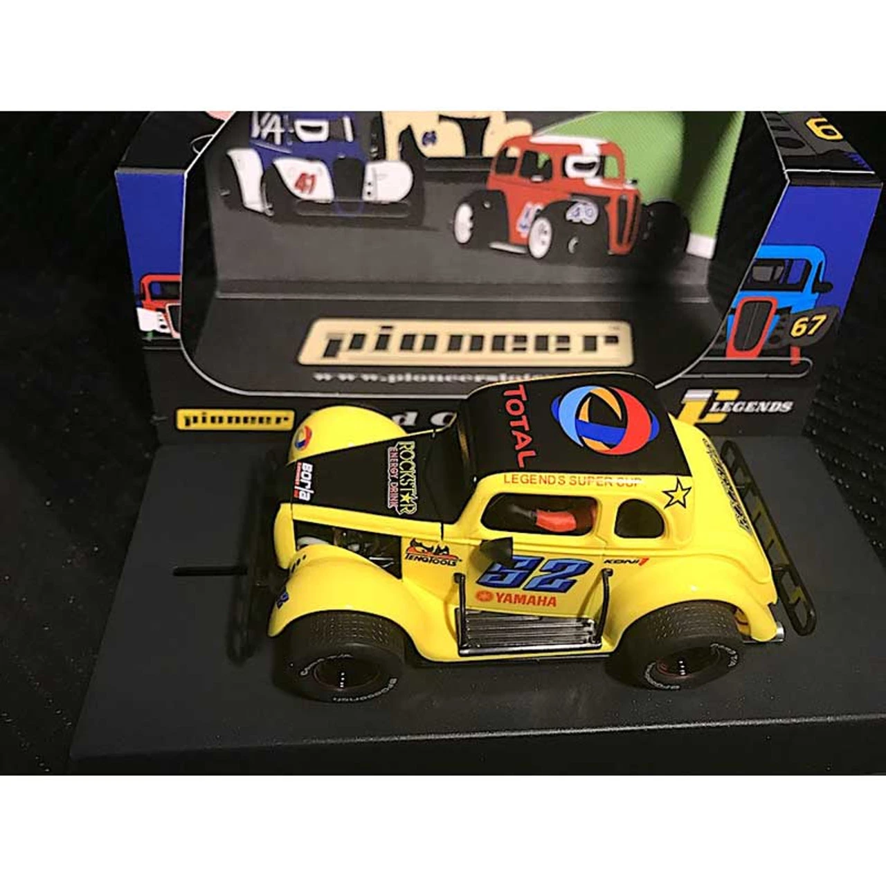 Pioneer 1934 Ford Coupe Legends Racer #52 Yellow 1/32 Slot Car - Image 4