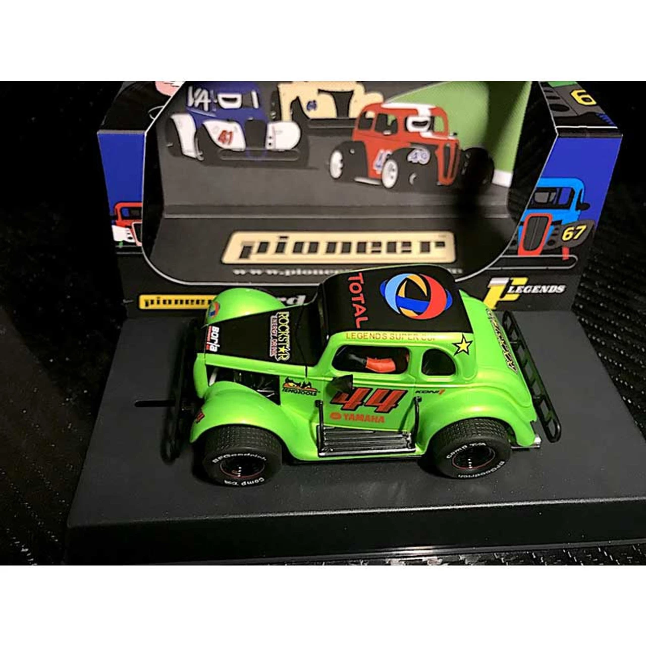 Pioneer 1934 Ford Coupe Legends Racer #44 Green 1/32 Slot Car - Image 4