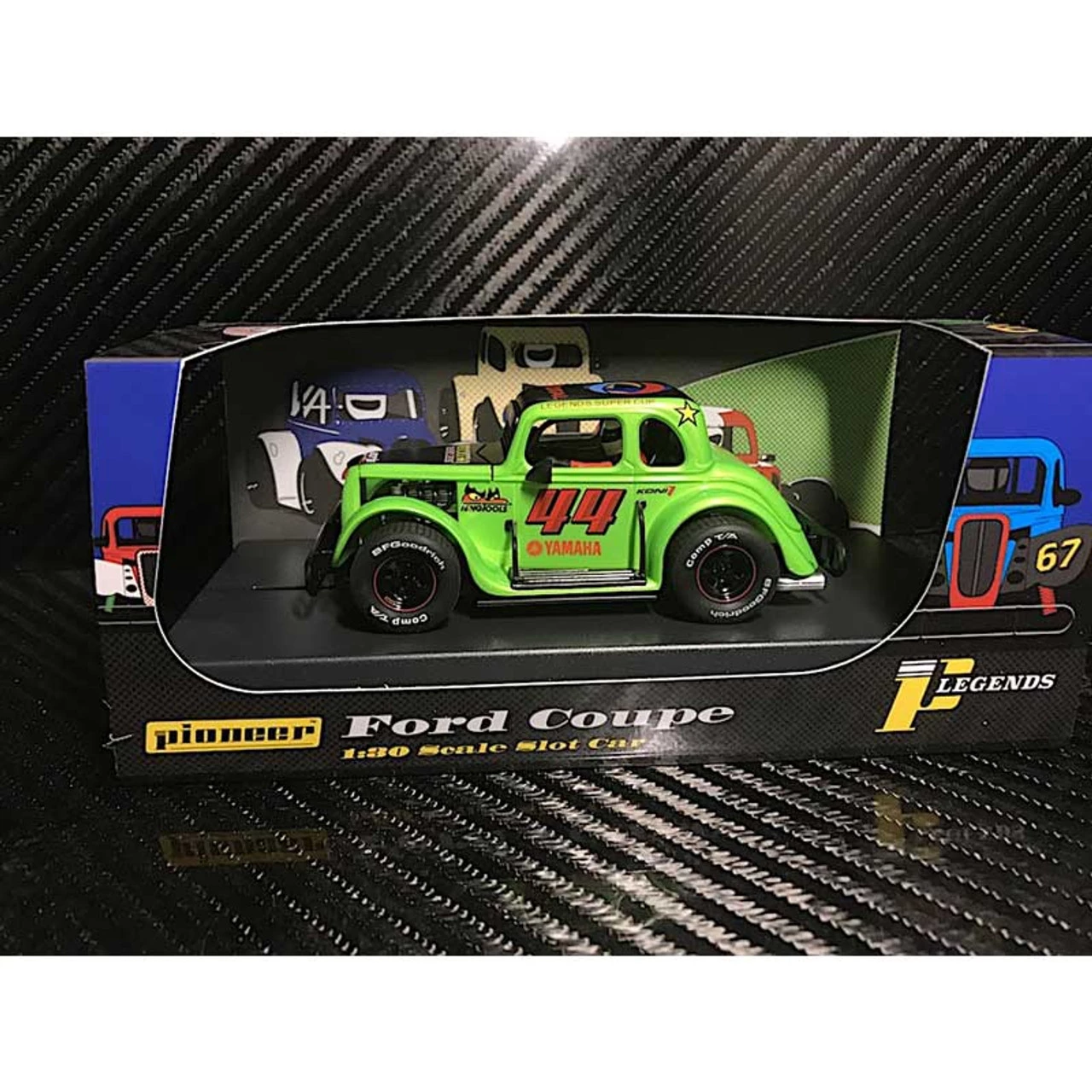 Pioneer 1934 Ford Coupe Legends Racer #44 Green 1/32 Slot Car - Image 5