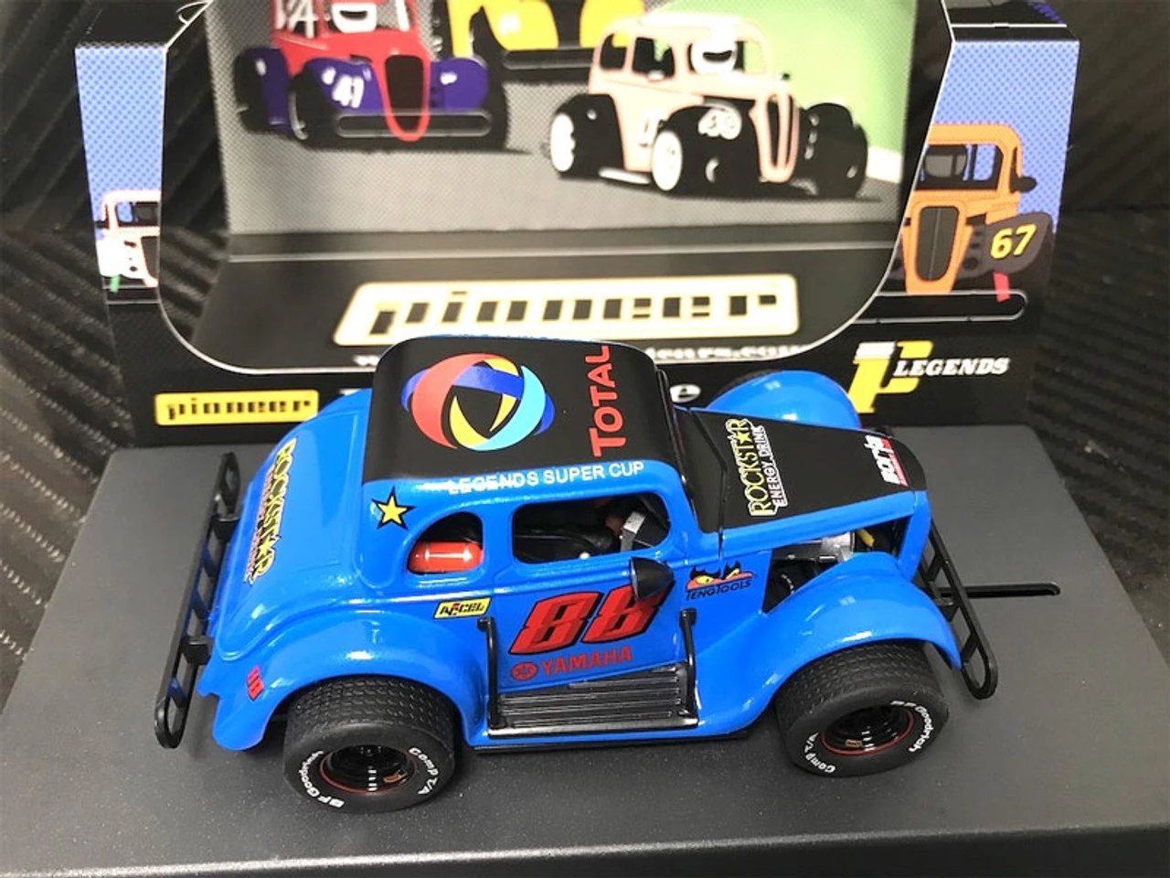 Pioneer 1934 Ford Coupe Legends Racer #88 Blue 1/32 Slot Car - Image 4