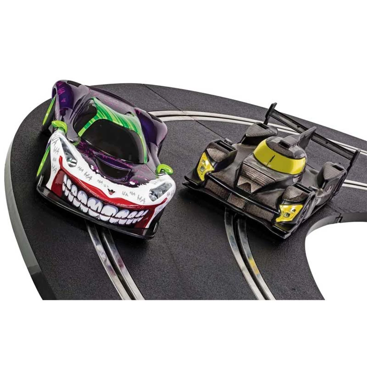 Scalextric Batman vs Joker Spark Plug 1/32 Slot Car Track Set - Image 3