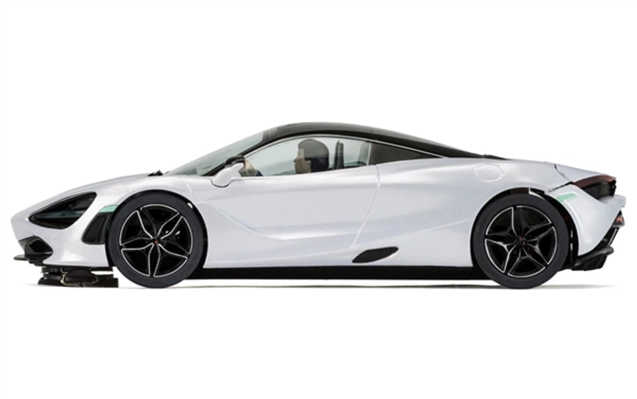 Scalextric McLaren 720s - Glacier White 1/32 Slot Car - Image 2