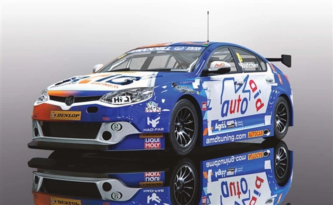 Scalextric MG6 GT AMD BTCC 2018 1/32 Slot Car - Image 4